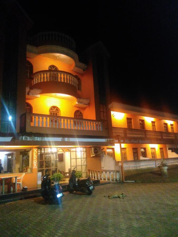 Palm Grove Cavelossim Exterior foto
